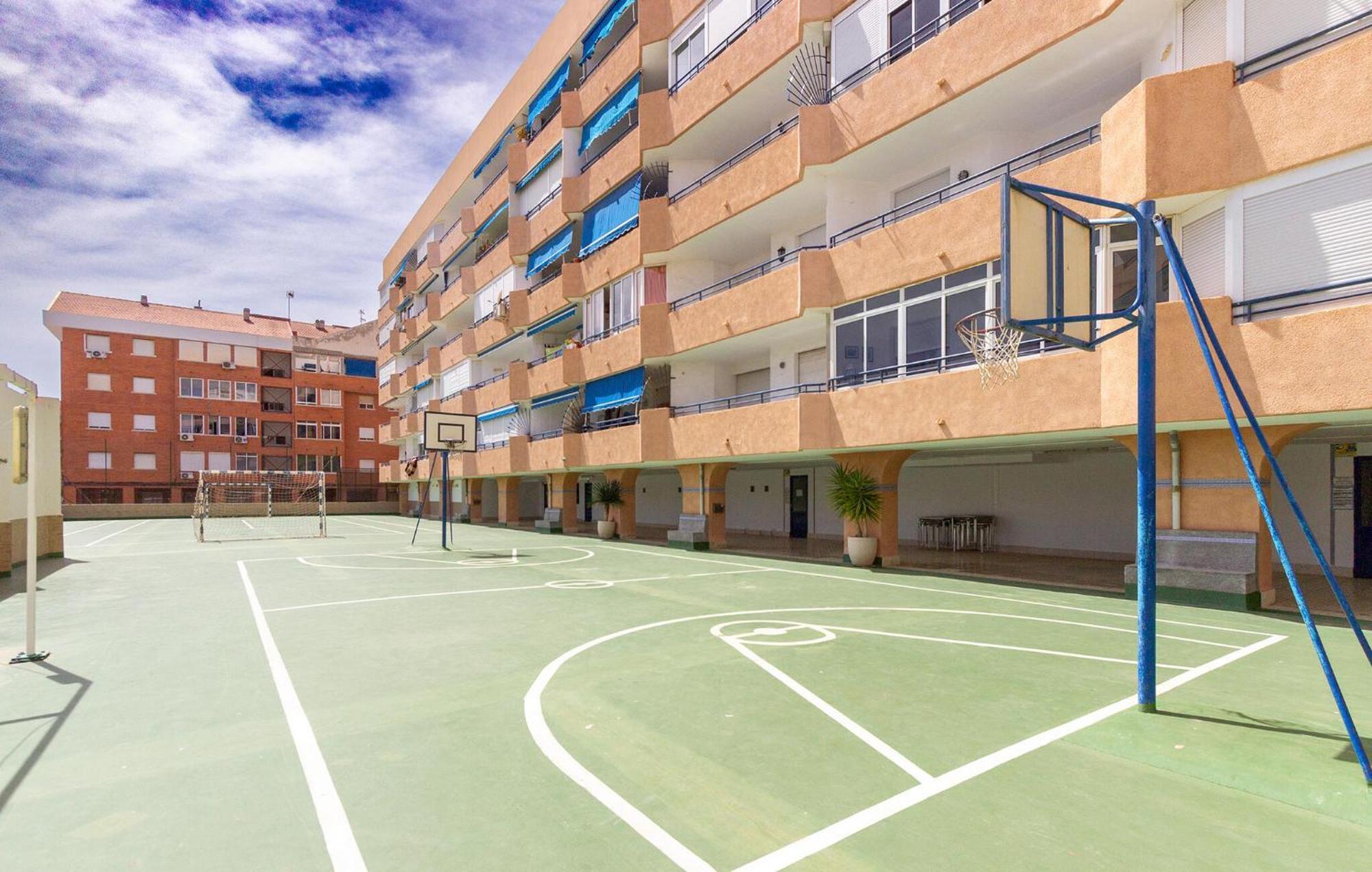 Nice Apartment In Torrevieja With Kitchen Exterior photo