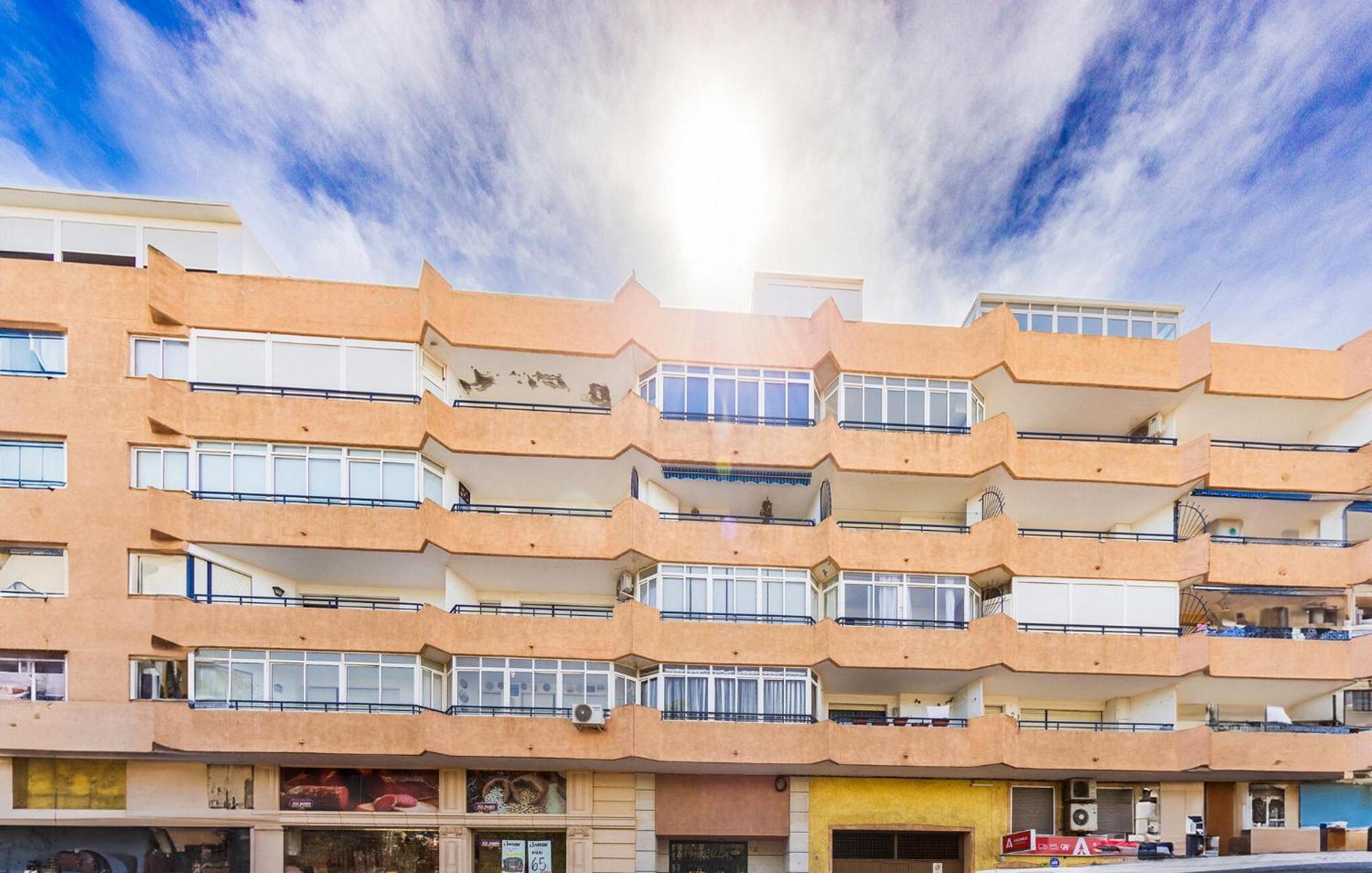 Nice Apartment In Torrevieja With Kitchen Exterior photo
